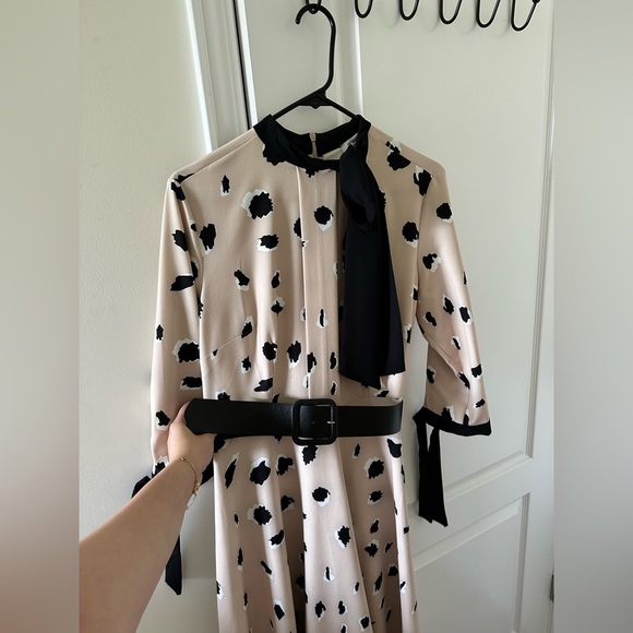 Dress - Picture 2 of 3